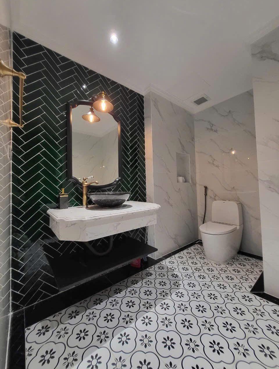 CỰC VIP! BÁN GẤP NHÀ ĐẸP NHẤT PHỐ NGỌC HÀ 65M2 - 6 TẦNG THANG MÁY - 7.5M MẶT TIỀN - 15 TỶ - GẦN PHỐ